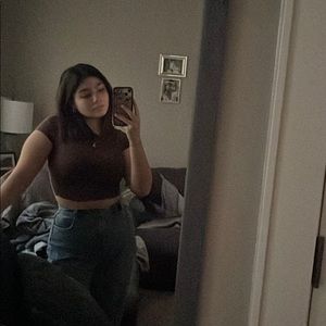 Meet your Posher, Ava